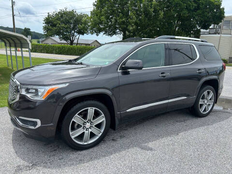 2017 GMC Acadia Denali
