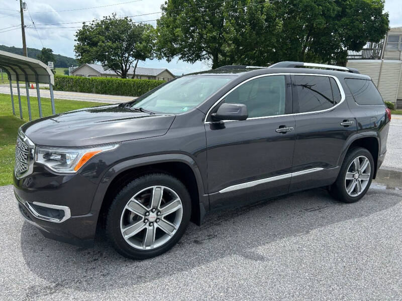 2017 GMC Acadia Denali