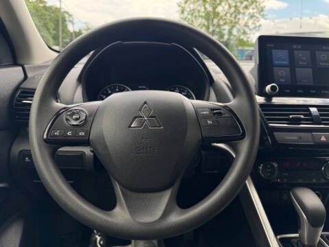 2024 Mitsubishi Eclipse Cross LE