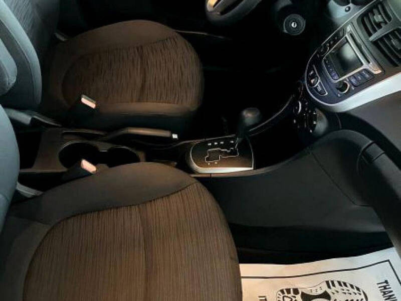 2016 Hyundai Accent SE