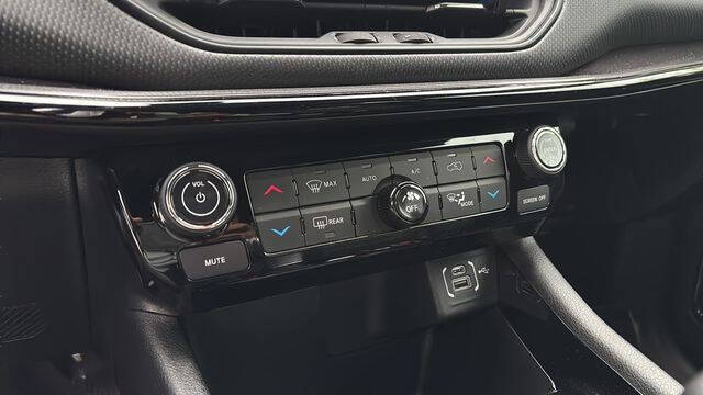 2023 Jeep Compass Altitude