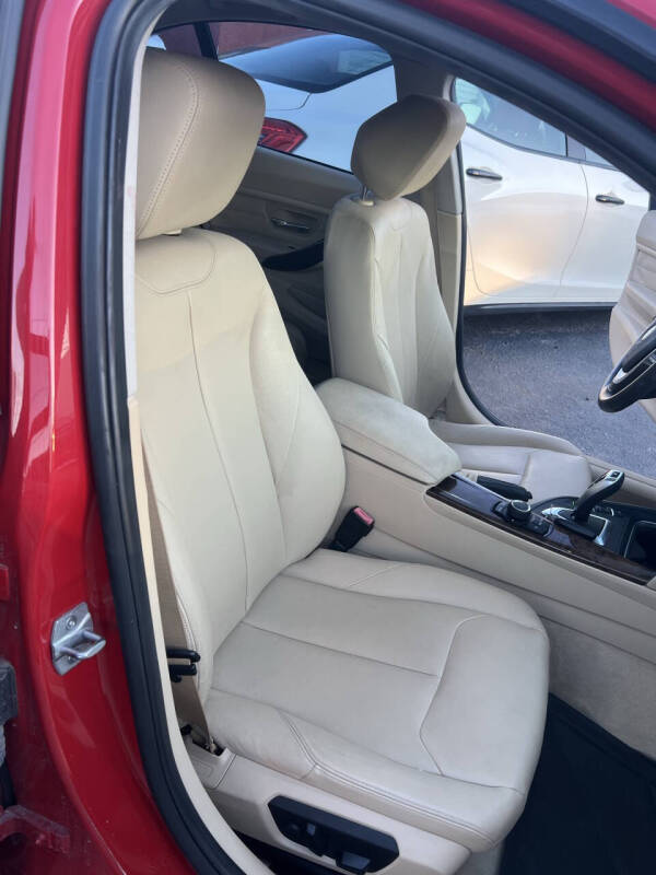 2015 BMW 3 Series 328i