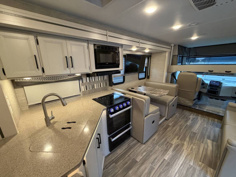 2023 Thor Motor Coach Ace 29G
