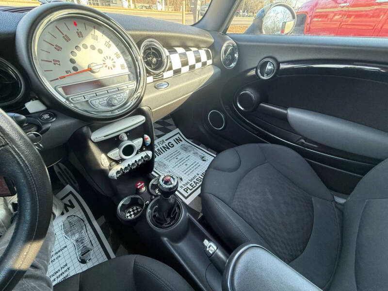 2009 MINI Cooper John Cooper Works