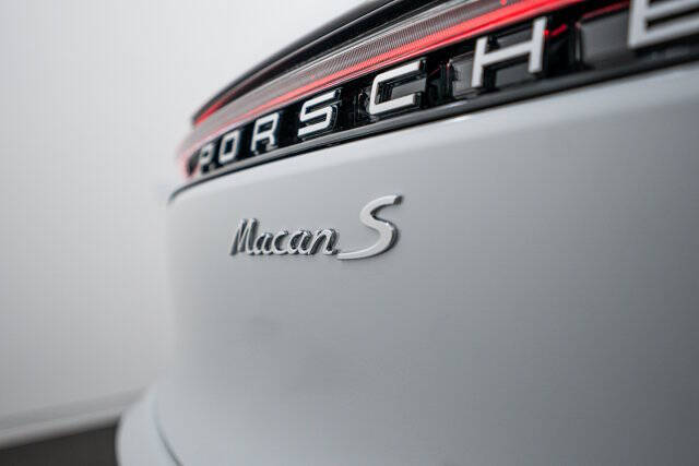 2026 Porsche Macan S