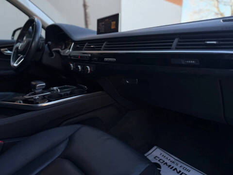 2017 Audi Q7 3.0T quattro Premium Plus