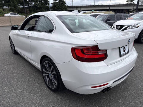 2015 BMW 2 Series 228i