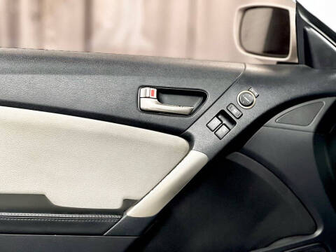 2016 Hyundai Genesis Coupe