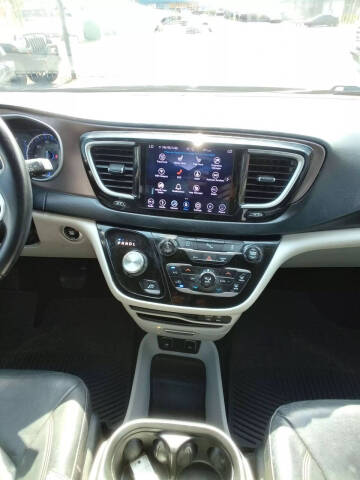 2018 Chrysler Pacifica Touring L