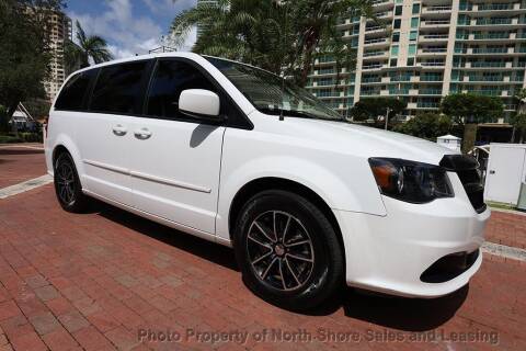 2017 Dodge Grand Caravan for sale at Choice Auto Brokers in Fort Lauderdale FL