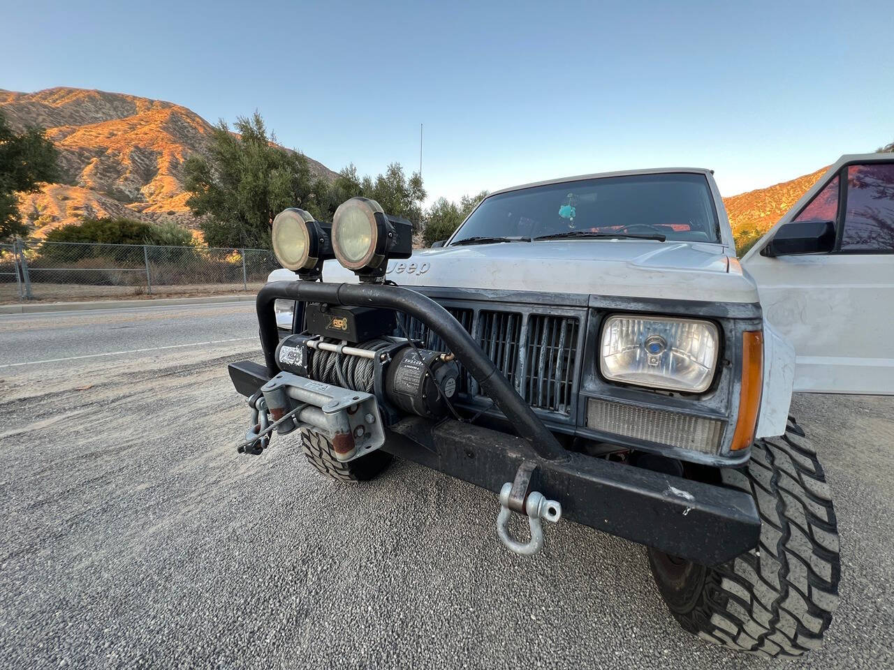 1992 Jeep Cherokee for sale at R&G Auto Sales in Tujunga, CA