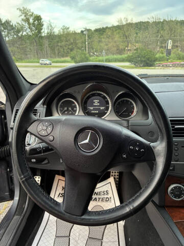 2011 Mercedes-Benz C-Class C 300 Luxury 4MATIC
