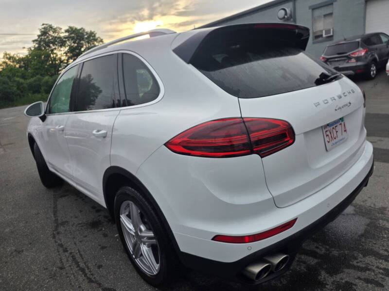 2017 Porsche Cayenne S
