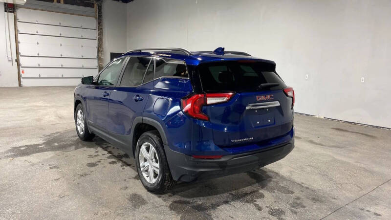 2022 GMC Terrain SLE