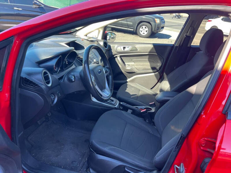 2015 Ford Fiesta SE