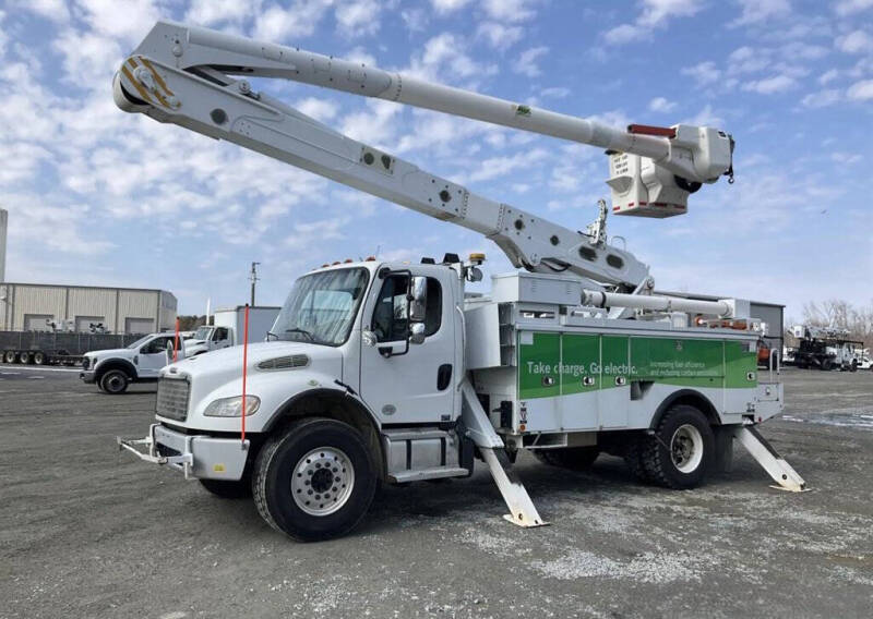 2018 Freightliner M2 106