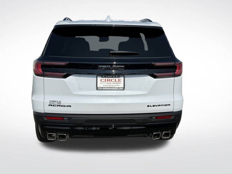 2026 GMC Acadia Elevation