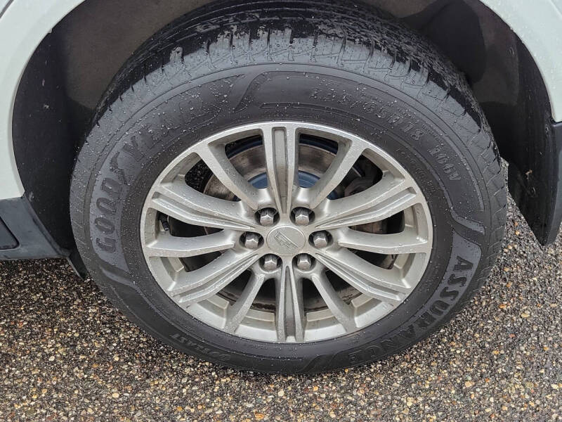 2017 Cadillac XT5 Luxury