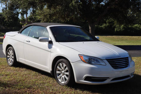 2012 Chrysler 200 Touring