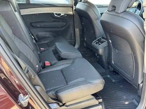 2025 Volvo XC90 B6 Ultra Bright Theme 7P