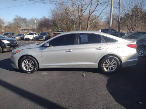 2016 Hyundai Sonata for sale at Auto Acceptance in Tupelo MS