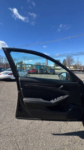 2022 Honda Accord Hybrid Sport