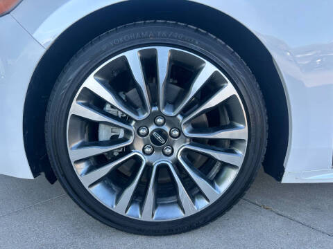 2017 Lincoln Continental Reserve