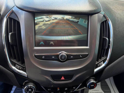 2017 Chevrolet Cruze LT Auto