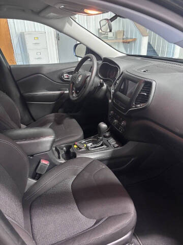 2019 Jeep Cherokee Latitude