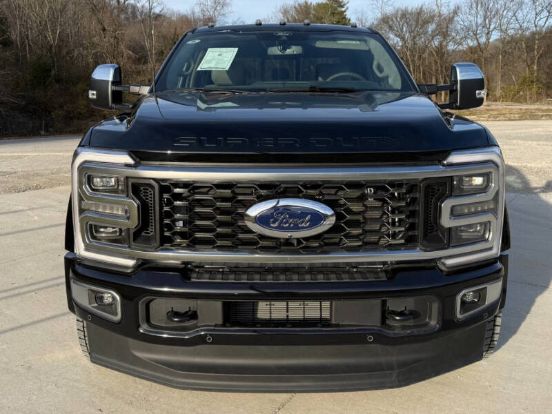 2026 Ford F-450 Super Duty Platinum