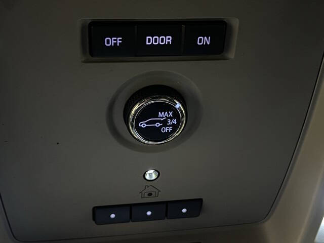 2020 Cadillac Escalade Standard