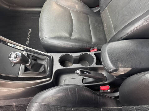 2013 Hyundai Elantra Coupe SE