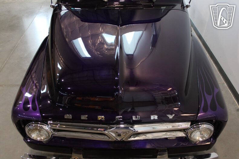 1953 Mercury M 100