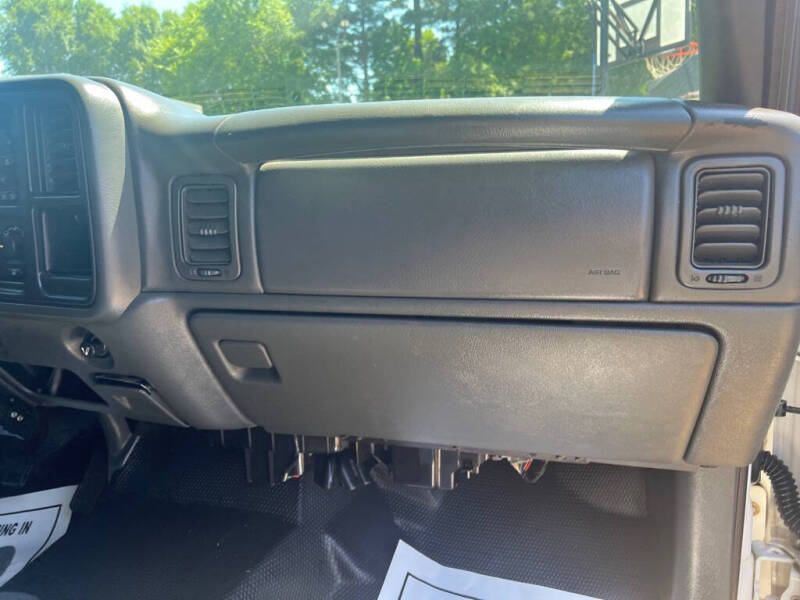 2004 GMC Sierra 2500HD