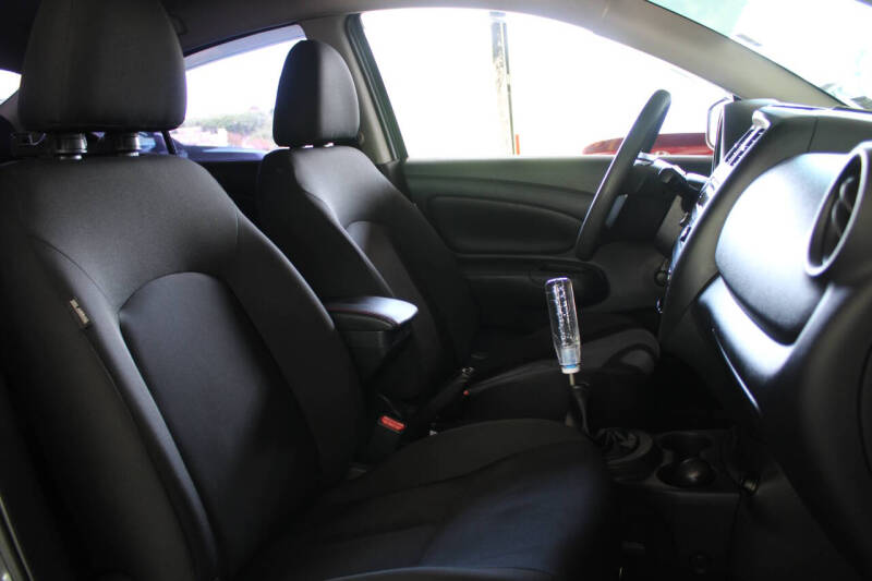 2018 Nissan Versa