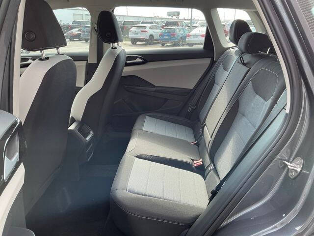 2025 Volkswagen Taos S 4Motion