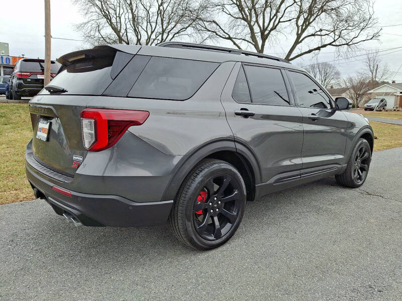 2020 Ford Explorer ST
