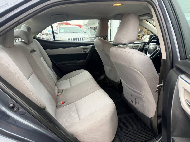 2016 Toyota Corolla LE