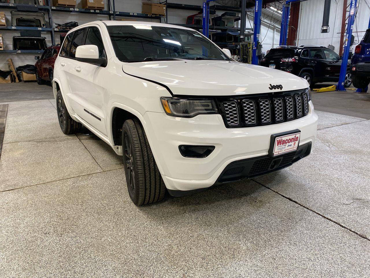 2020 Jeep Grand Cherokee for sale at Victoria Auto Sales in Victoria, MN