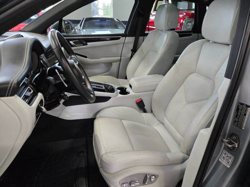 2023 Porsche Macan S