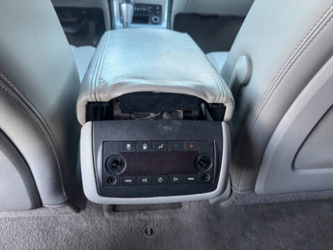 2010 GMC Acadia SLT-1