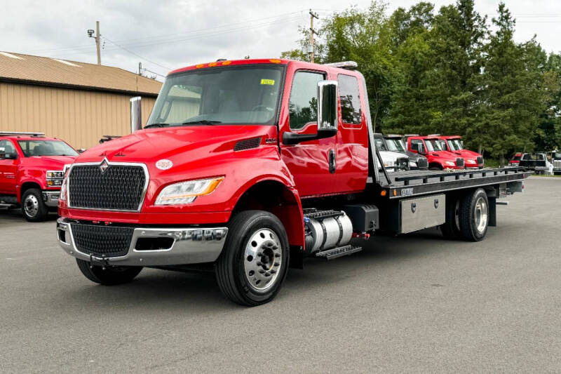 2025 International MV607