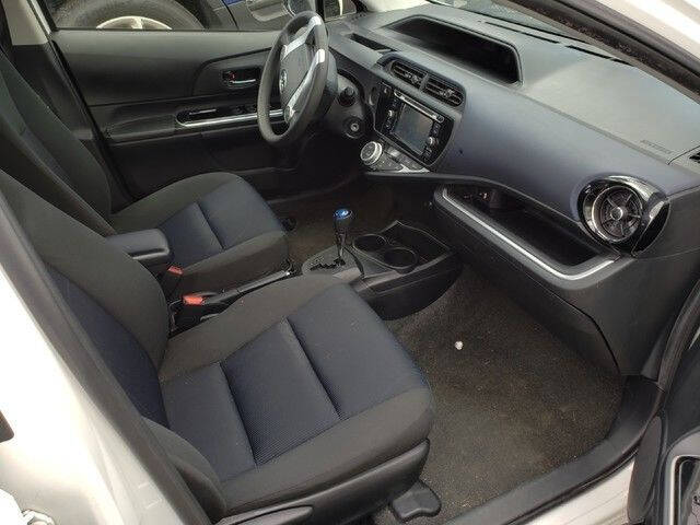 2015 Toyota Prius c Three