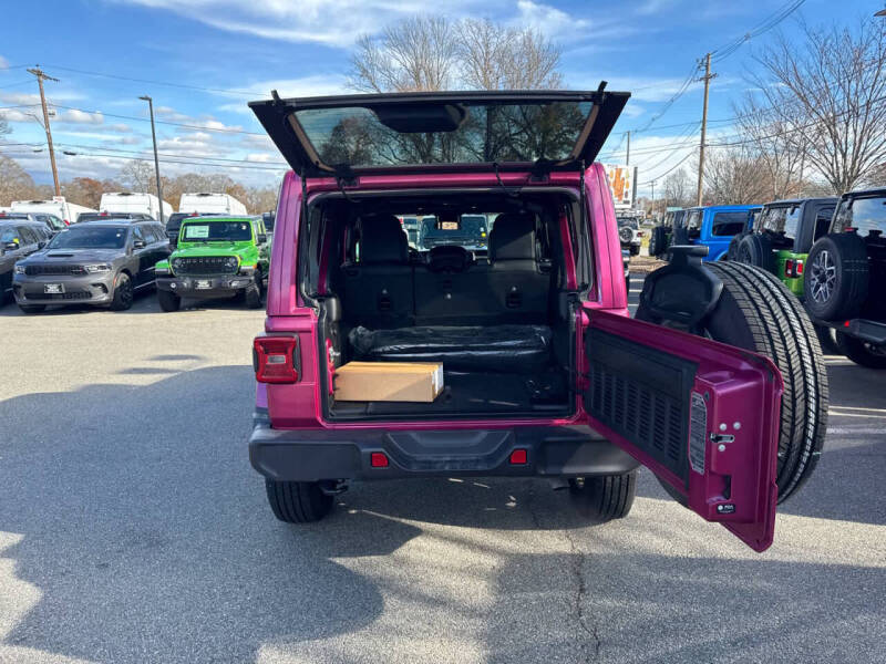 2024 Jeep Wrangler Sahara