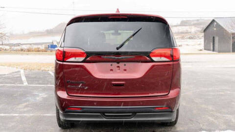 2020 Chrysler Pacifica Touring
