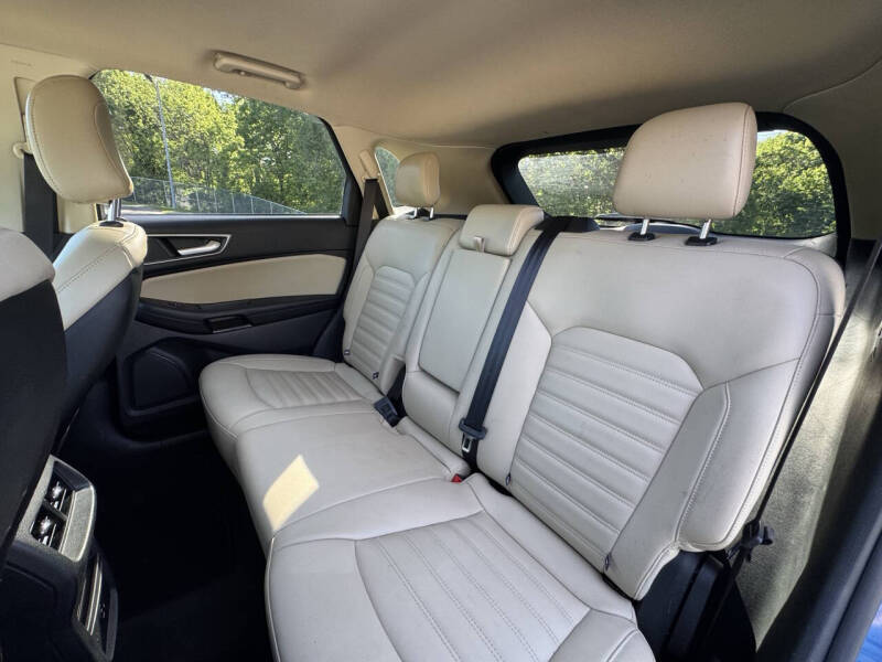 2021 Ford Edge SEL