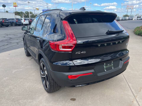 2026 Volvo XC40 B5 Ultra