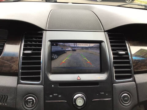 2015 Ford Taurus Limited