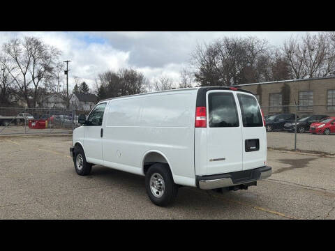 2026 Chevrolet Express 2500