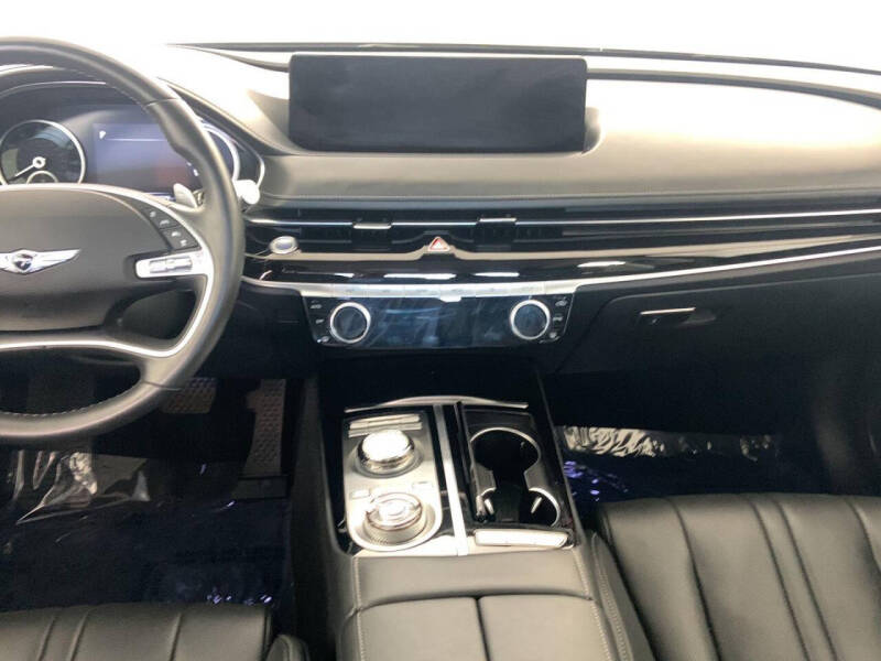 2023 Genesis G80